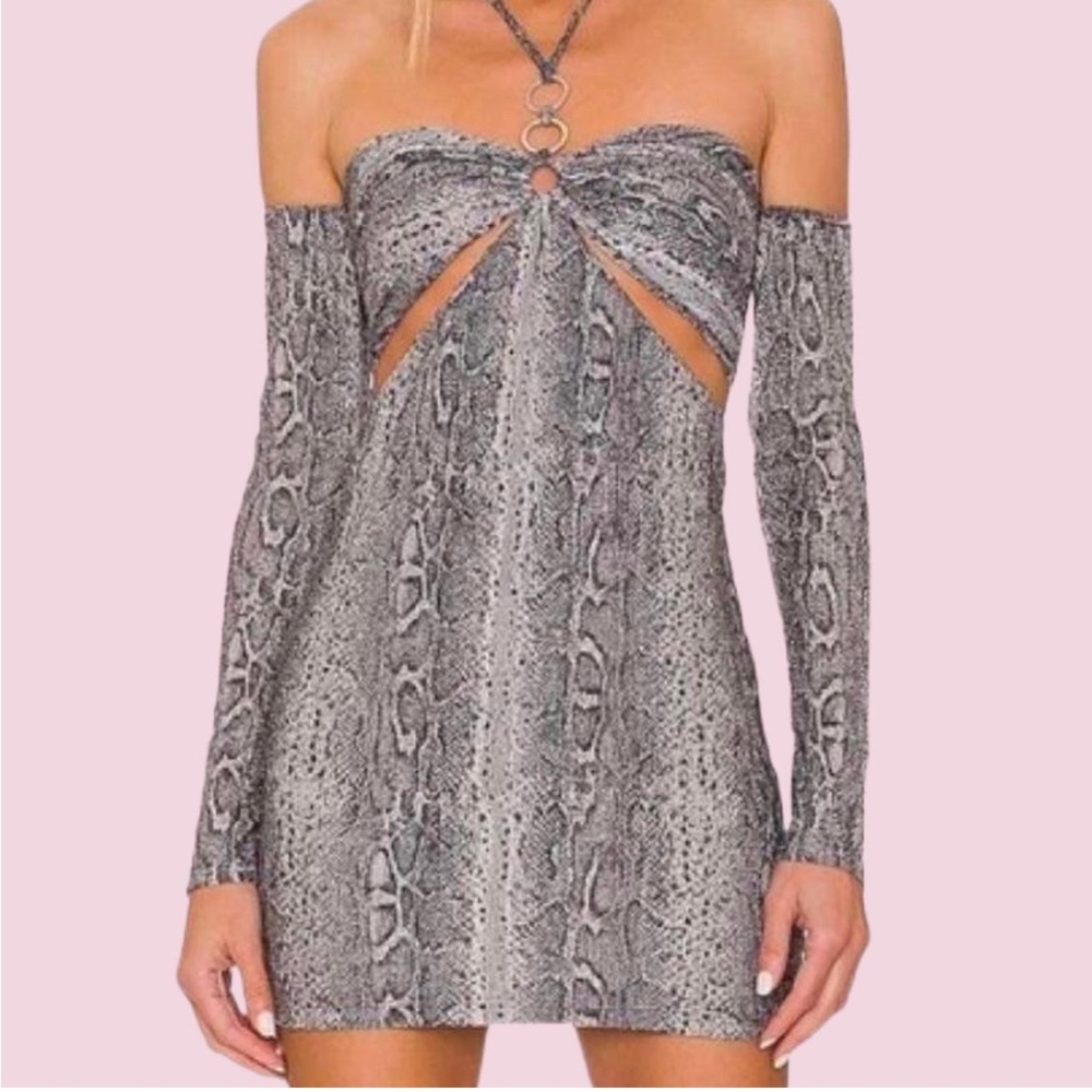 NWT Revolve Camila Coelho Enia Sexy cut out Mini Dress snake print size Small